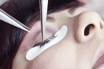 Eyebrows thread and styles